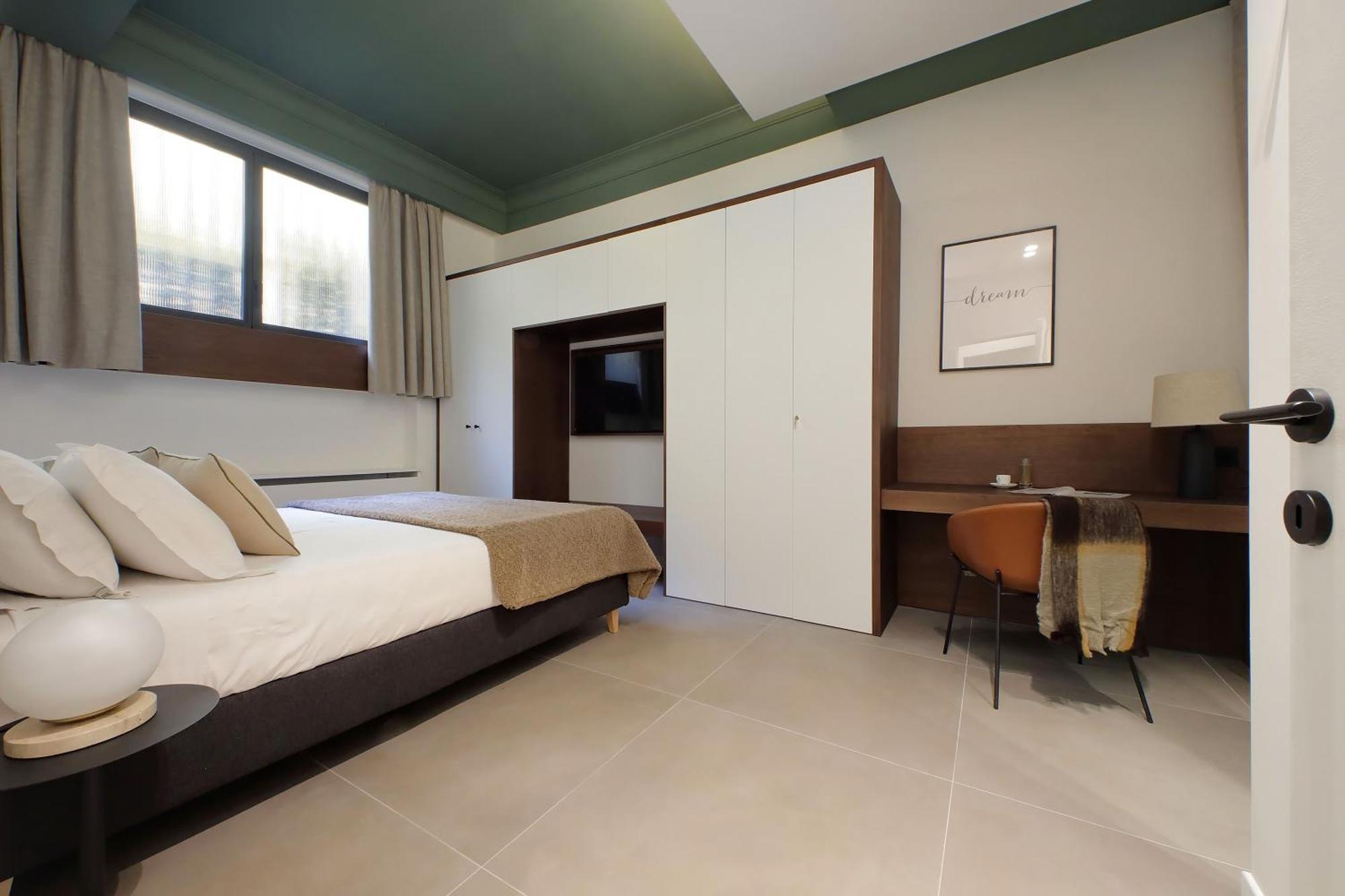 Crispi Loft - My Extra